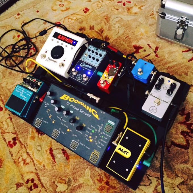 Noveller Pedalboard for European tour