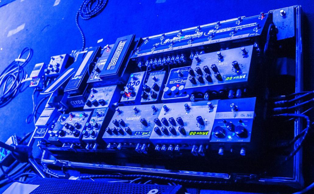 Pedalboard of The Church’s Ian Haug 2015 - Effects Bay