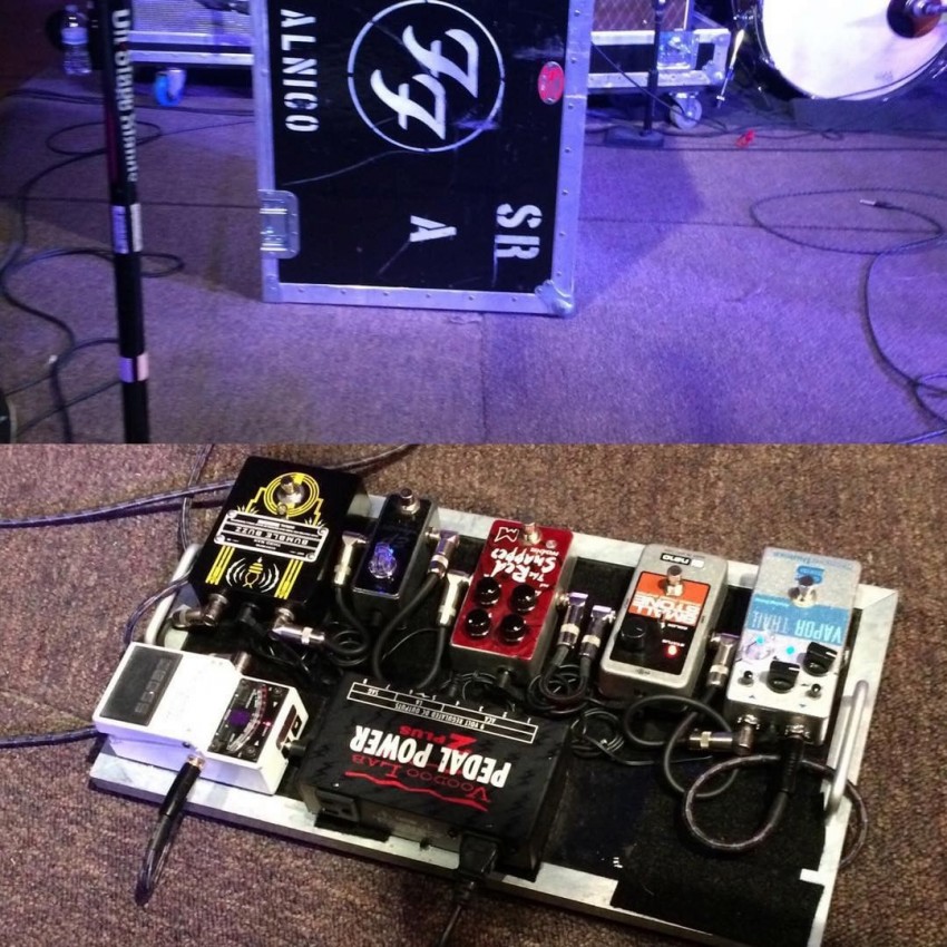 Chris Shiflett Solo Project Pedalboard